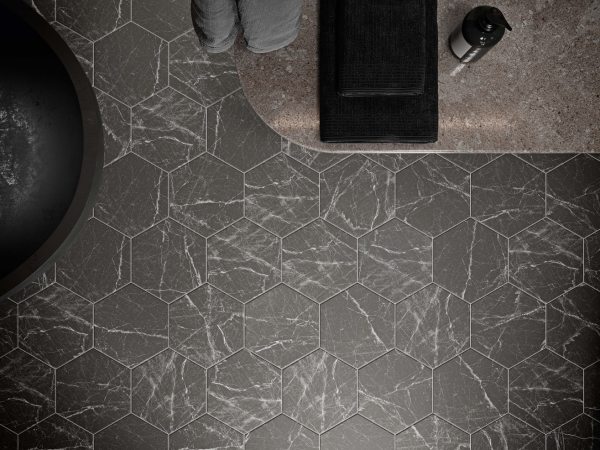 Porcelanato Español Cosmo Black Hexagonal